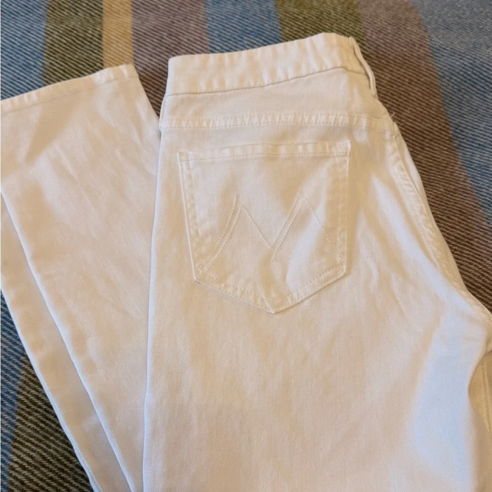 MOTHER The Looker White Cropped Jeans - Picture 7 of 8